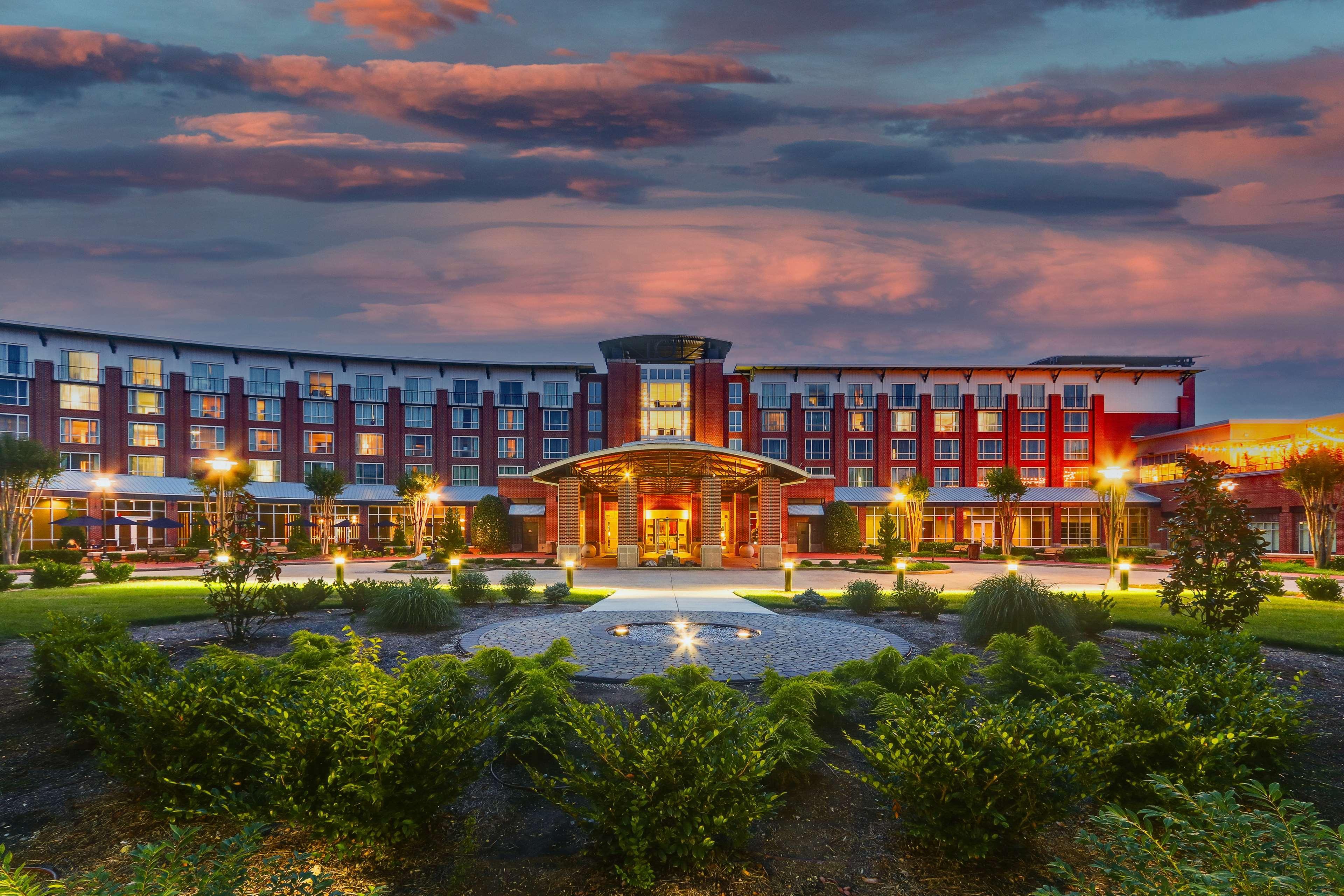 The Chattanoogan Hotel, Curio Collection By Hilton Exteriér fotografie